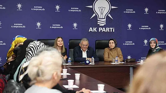 AK Parti Kayseri İl Kadın Kolları Üyeleri ile istişare toplantısı gerçekleştirdi