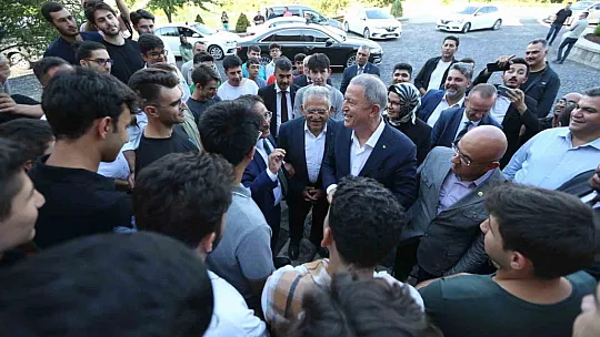 Vali Çiçek, 'Bir kişi çok şeyi değiştirebilir'