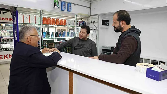 Büyükkılıç çarşı esnafını ziyaret etti...