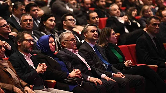 TRT Sanatçıları Kayserililere müzik ziyafeti sundu