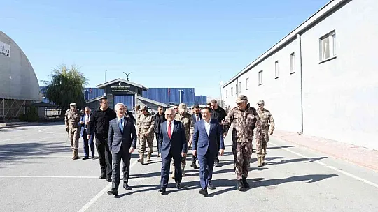 Dualarla uğurlandılar...
