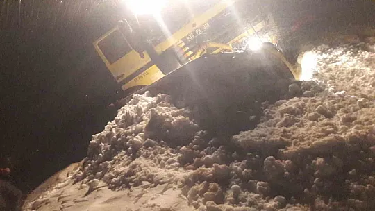 10 ilçede 185 mahalle yolunu daha ulaşıma açtı