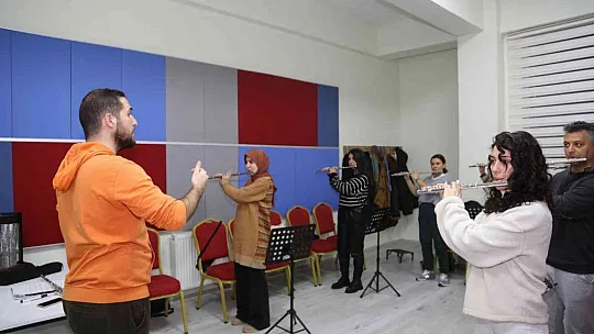 Kış kursları devam ediyor...
