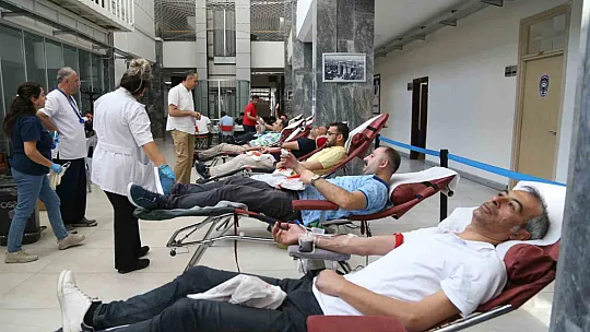 Her yıl düzenli olarak bakın ne yapıyorlar?