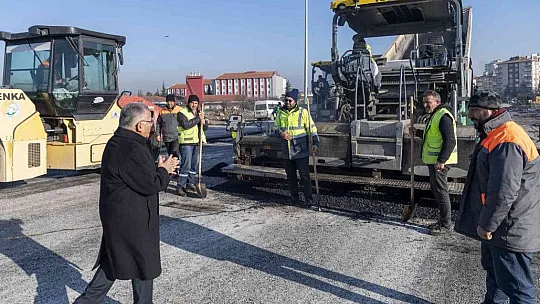 Büyükkılıç'tan asfalt incelemesi...