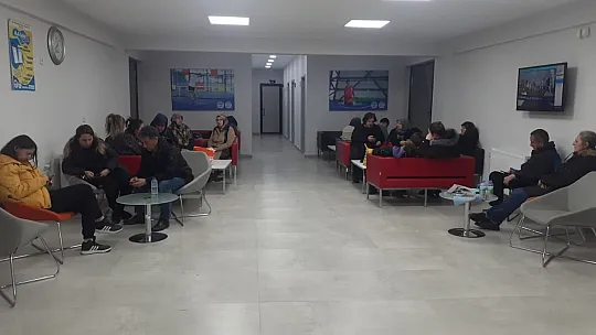 Deprem sonrası vatandaşın hizmetine açıldı