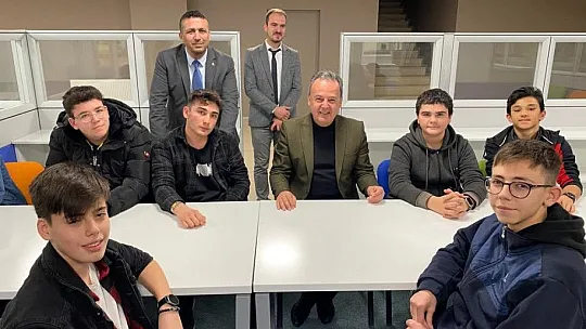 Büyükşehir'in 'Değer Gençlik' Seminerine Kaymakam Karacan konuk oldu