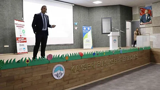 Büyükşehir'in 7'nci Mutlu Evlilik Akademisi, ilk haftasında tam not aldı