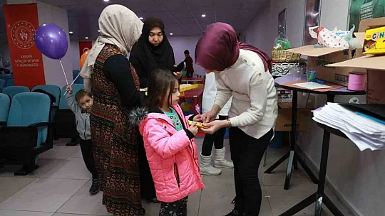 Depremzede çocuklar için psikolojik destek