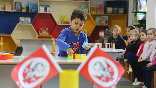 Büyükşehir'in yeni kütüphanesinde minikler için Survivor parkuru