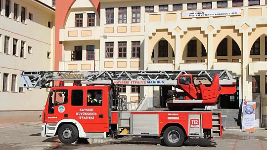 Gerçeğini aratmadı