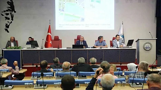 İlçe Belediyelerinin ek bütçe talebi oy çokluğu ile geçti!
