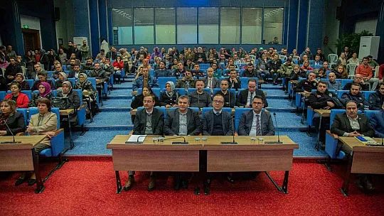 Büyükşehir'de 'Etik Davranış İlkeleri' Eğitimi
