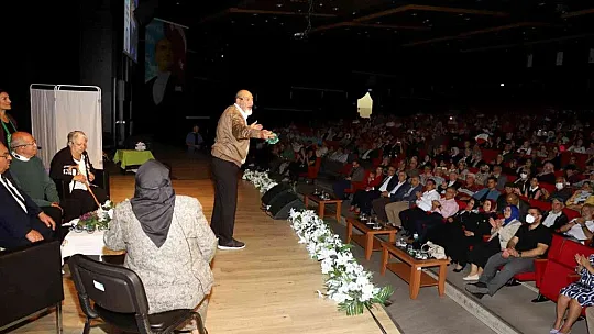 Büyükşehirden 'Yaşlılar Günü' etkinliği