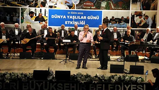 Büyükşehirden 'Yaşlılar Günü' etkinliği