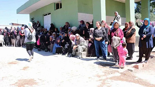 Damatlarının öldürdüğü anne ve kızının cenazesi gözyaşlarıyla toprağa verildi