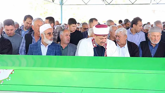 Damatlarının öldürdüğü anne ve kızının cenazesi gözyaşlarıyla toprağa verildi