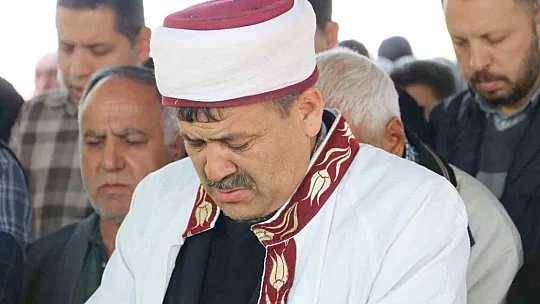 Damatlarının öldürdüğü anne ve kızının cenazesi gözyaşlarıyla toprağa verildi