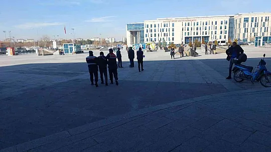 Suriye uyruklu terörist Kayseri'de yakalandı...