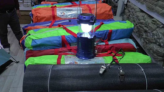 Deprem sonrası çadıra talep patlaması