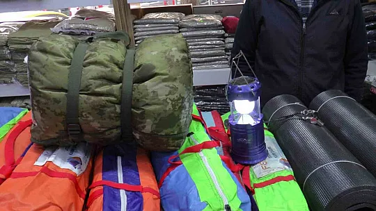 Deprem sonrası çadıra talep patlaması