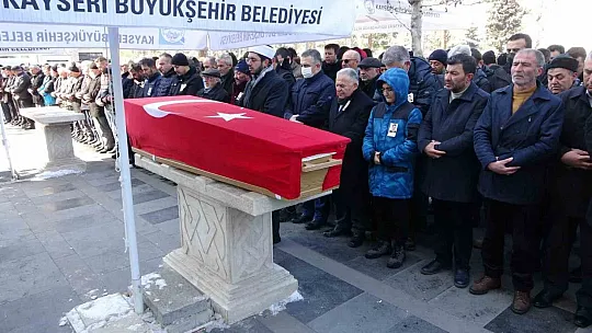 Polis memuru ve eşi Kayseri'de toprağa verildi