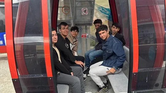Öğrencilerden örnek davranış