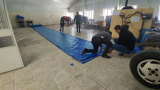 Develi'de deprem bölgesi için çadır üretimine başladılar