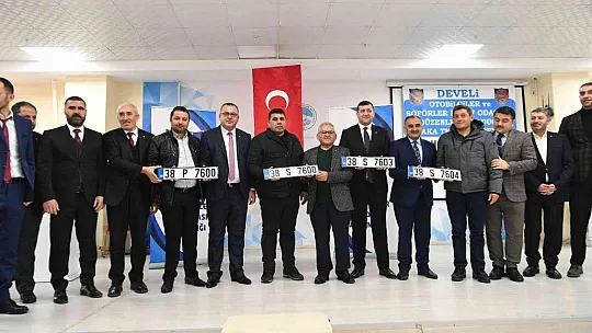 Develi'de Plaka Töreni