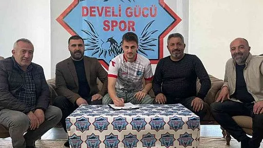 Develigücü'nde 15 futbolcu gitti, 12 futbolcu geldi