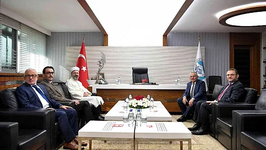 Büyükkılıç'tan, Diyanet İşleri Başkanına: Çok şükür dualarınızın yüzü suyu hürmetine bir sıkıntımız yok!