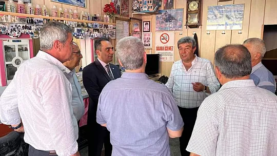 Esnaf: AK Partili vekilin ziyareti öncesi beni belediyeden arıyorlar, aman bir şey deme diye!