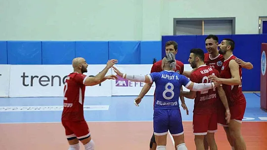 Efeler Ligi: Develi Belediyespor: 0- Halkbank: 3