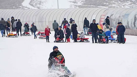 Erciyes'e hafta sonu bakın kaç kişi gitmiş?
