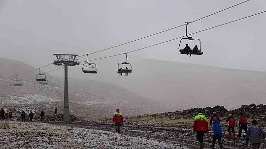Erciyes'te Teleferikte mahsur kalanlar kurtarıldı! Nefes kesen anlar...