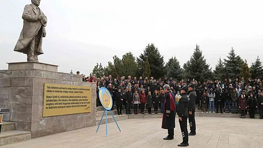 ERÜ'de 10 Kasım Atatürk'ü Anma Töreni