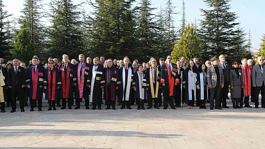 ERÜ'de Atatürk'ü anma töreni