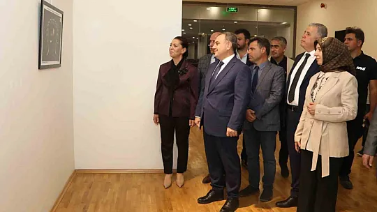 ERÜ'de 'Son Ustalar' fotoğraf sergisi düzenlendi