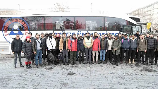 Spor Salonu 450 kişilik yatak yeri olarak düzenlendi...