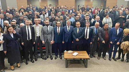 İYİ Parti kongresinde Erdoğan posteri! Melikgazi Belediyesi şart koşmuş