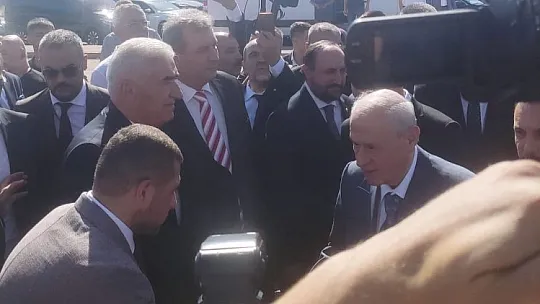 MHP Lideri Bahçeli Kayseri'ye geldi! AK Parti'den dikkat çeken karşılama...