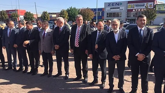 MHP Lideri Bahçeli Kayseri'ye geldi! AK Parti'den dikkat çeken karşılama...