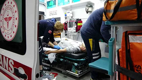 Gaz kaçağı olan otomobil akaryakıt istasyonunda böyle patladı