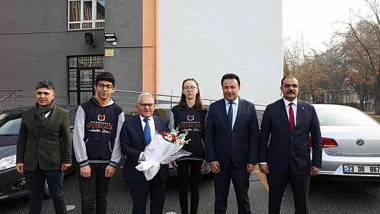 Büyükkılıç, öğrencilerle buluştu