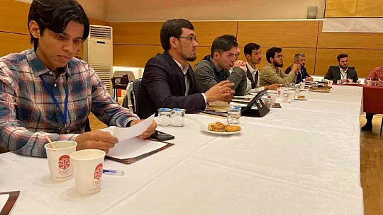 Gençlerin sorunlarna çözüm arayan çalıştay başladı