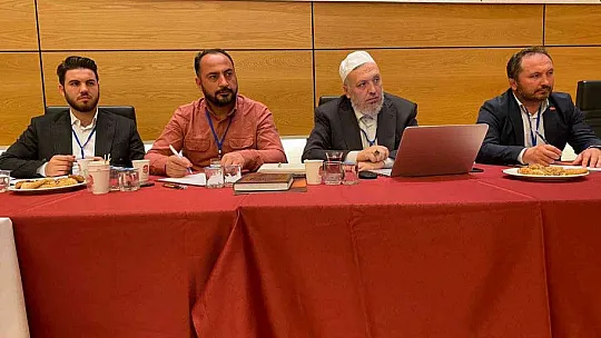 Gençlerin sorunlarna çözüm arayan çalıştay başladı