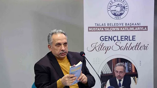 Başkan gençlerle kitap sohbeti yaptı!