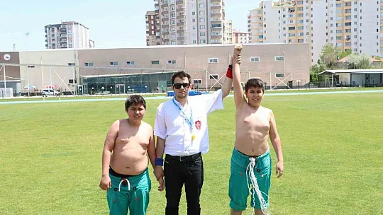 Kayseri'de düzenlenen müsabakalar nefes kesti...