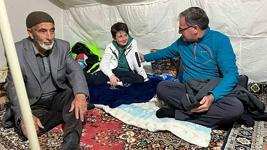 Göksun'da güç birliği ile yaralar sarılıyor