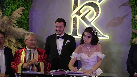 Gülsoy ve Bulut ailelerinin mutlu günü
